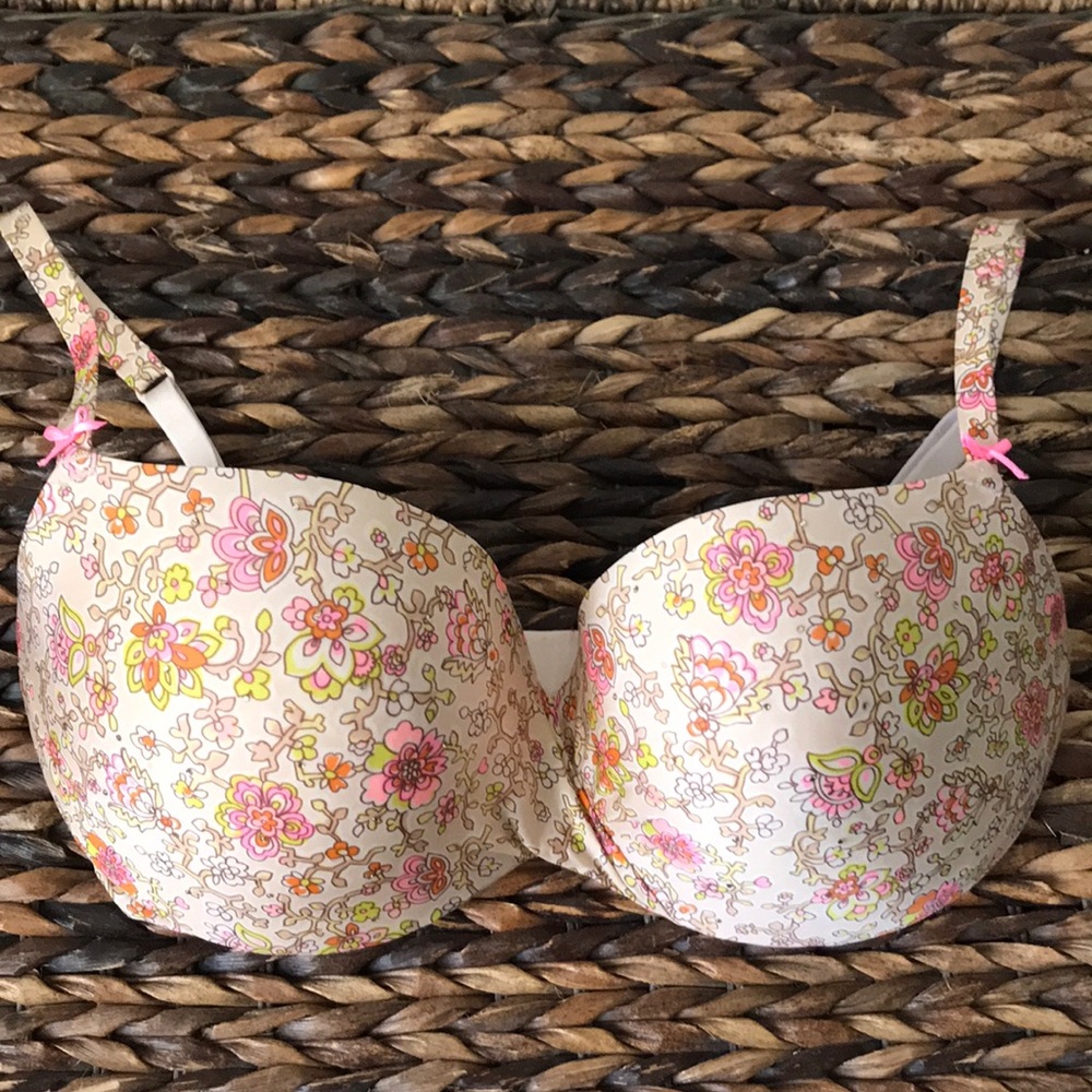 Victoria Secrets Lined Demi paisley bra